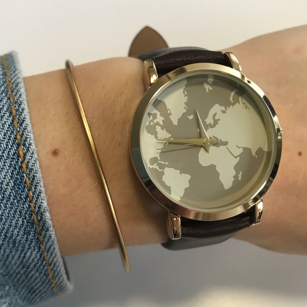 NWOT Brown and Gold World Map Watch